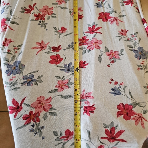 Floral Off the Shoulder Black Maxi Dress - Picture 13 of 16